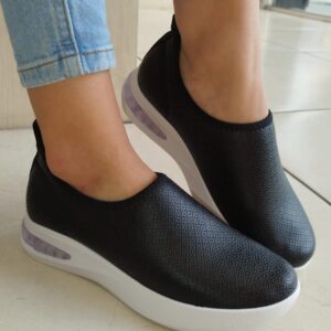 Tênis SoftStep Salto Anabela Médio Preto Piccadilly