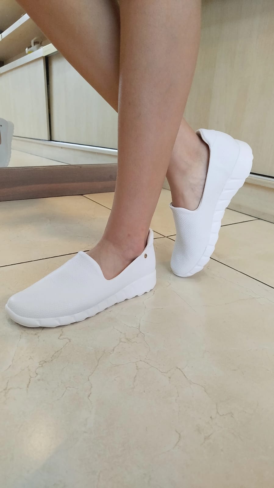 Tênis Fabi Rasteira Branco Piccadilly - Imagem 2